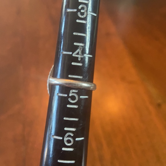 Gorgeous! Vintage Navajo Silver & Abalone Ring - Picture 9 of 9